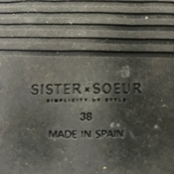 Designer Leather Slides - Picture 4 of 4